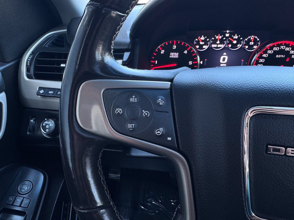 Used 2016 GMC Yukon Denali w/ Open Road Package AWD/4WD image 37