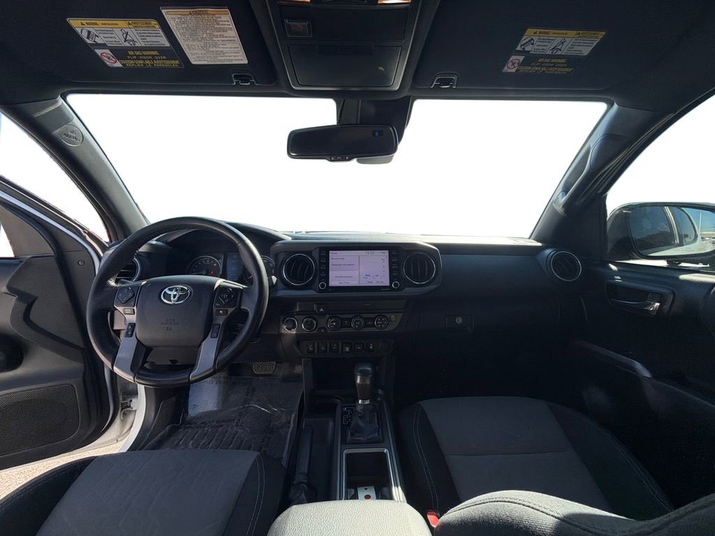 Used 2020 Toyota Tacoma TRD Sport w/ Technology Package image 21