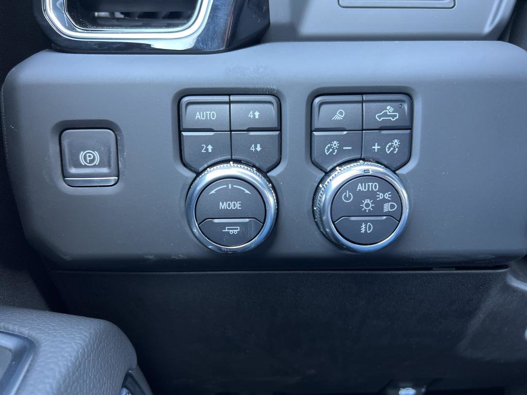 New 2025 GMC Sierra 3500 Denali image 22