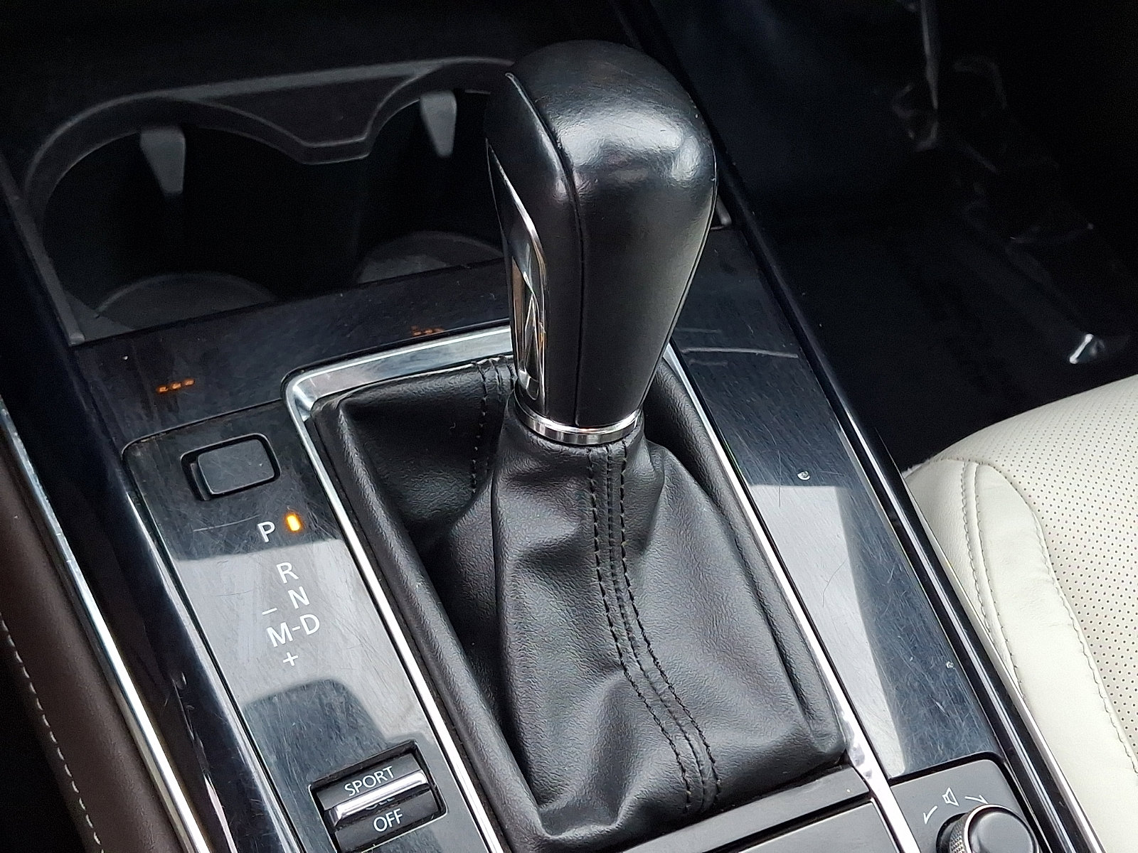 Used 2020 MAZDA CX-30 AWD w/ Premium Package image 15