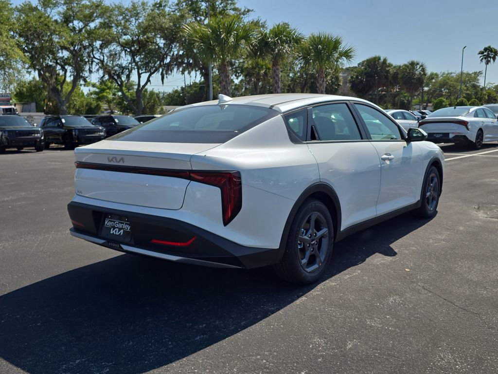 New 2026 Kia K4 FWD image 8