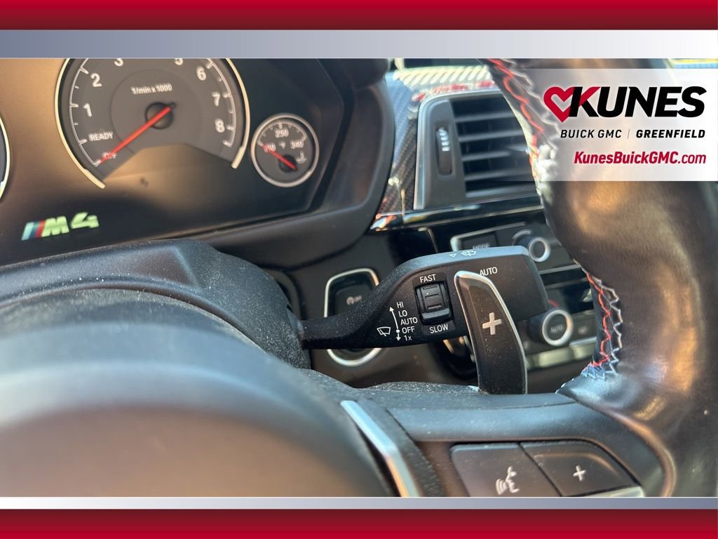 Used 2018 BMW M4 Convertible image 28