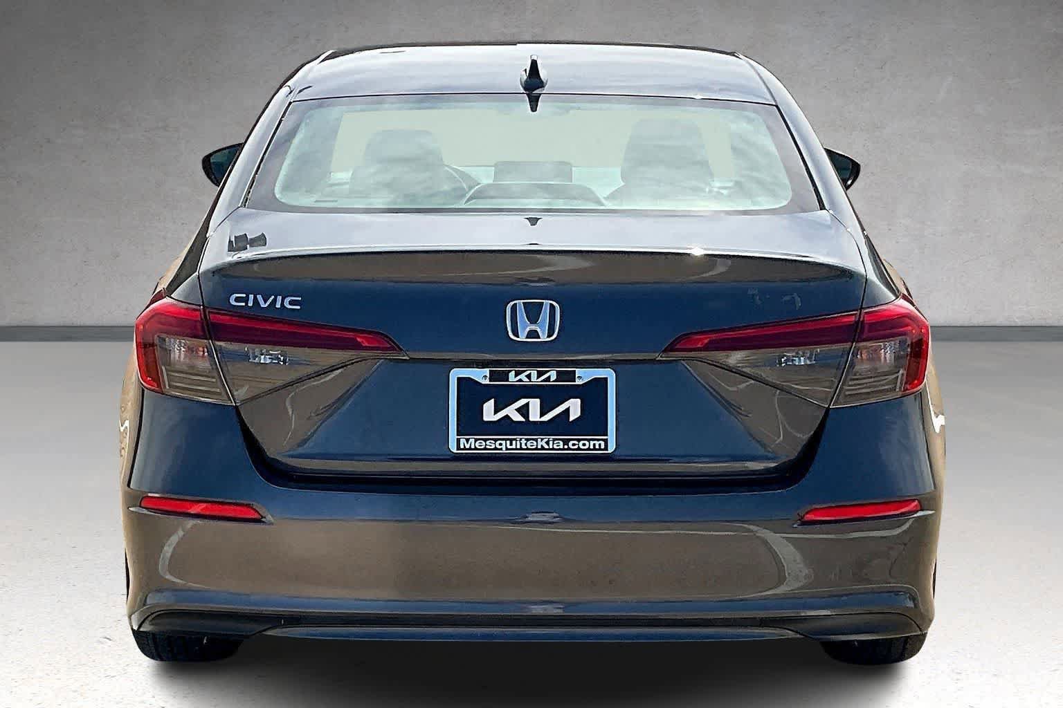 Used 2022 Honda Civic EX image 5