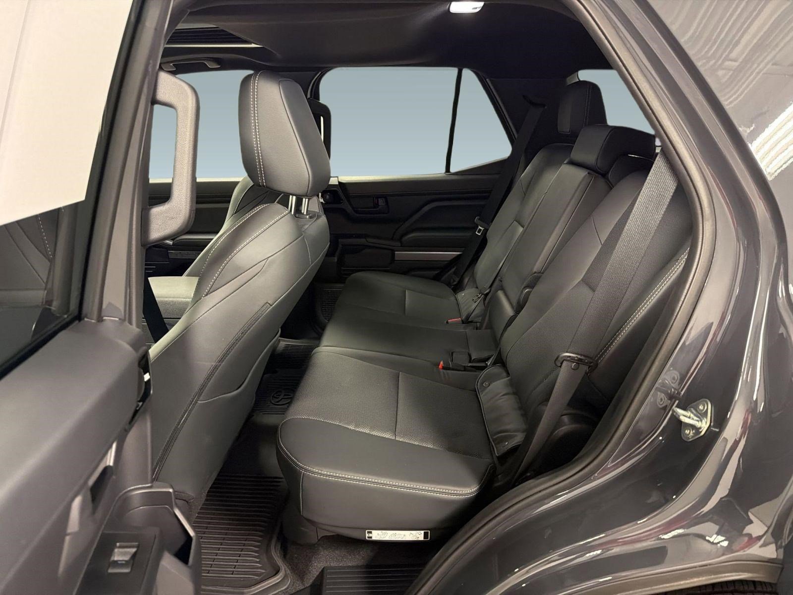 Used 2026 Toyota 4Runner TRD Sport Premium AWD/4WD image 13