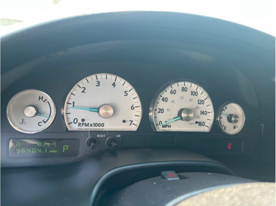 Used 2004 Ford Thunderbird RWD image 14