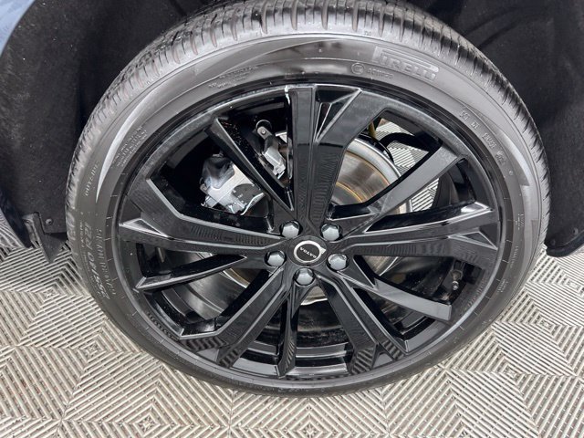 New 2026 Volvo XC60 T8 Ultra w/ Protection Package Premier AWD/4WD image 10