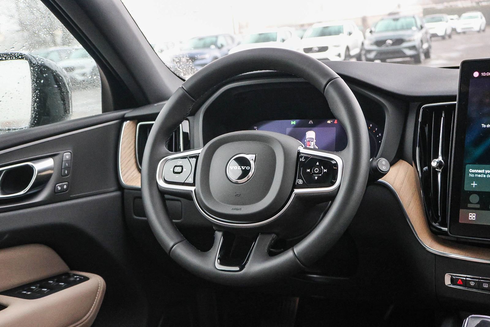 New 2026 Volvo XC60 B5 Core w/ Climate Package image 25