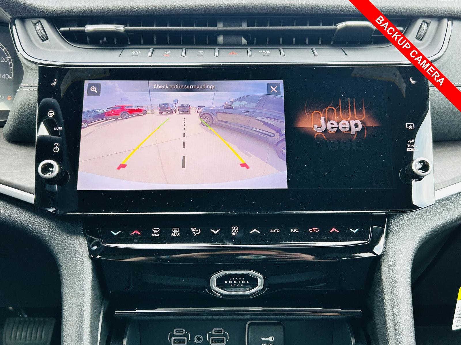 New 2026 Jeep Grand Cherokee Altitude AWD/4WD image 11