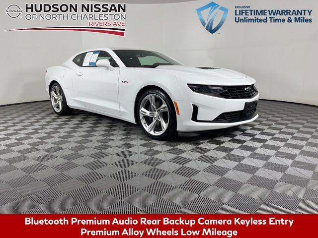 Used 2022 Chevrolet Camaro LT image 1
