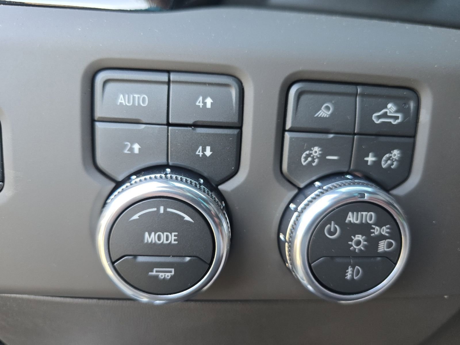 New 2026 GMC Sierra 1500 Denali image 8