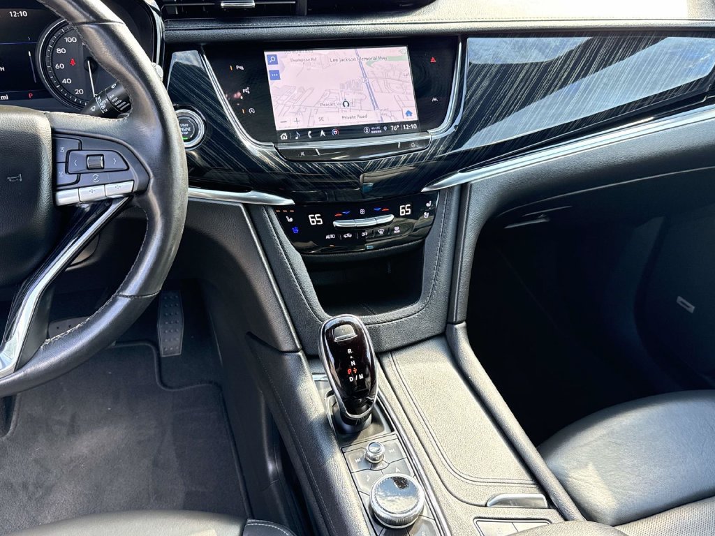 Certified 2023 Cadillac XT6 Premium Luxury w/ Technology Package AWD/4WD image 9