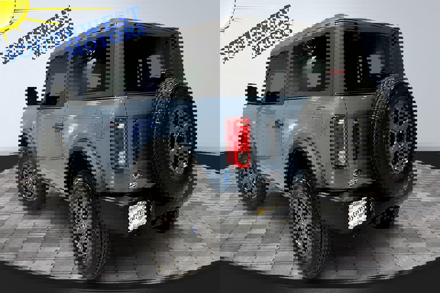 Used 2024 Ford Bronco Big Bend image 4