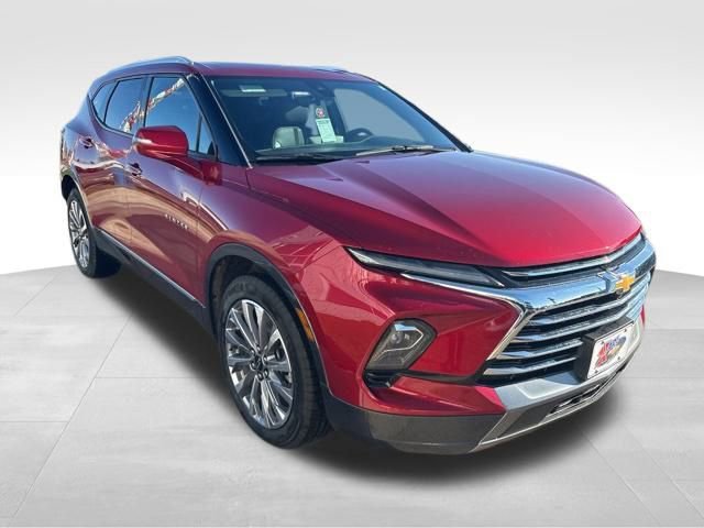 Certified 2023 Chevrolet Blazer Premier w/ Driver Confidence II Package image 3