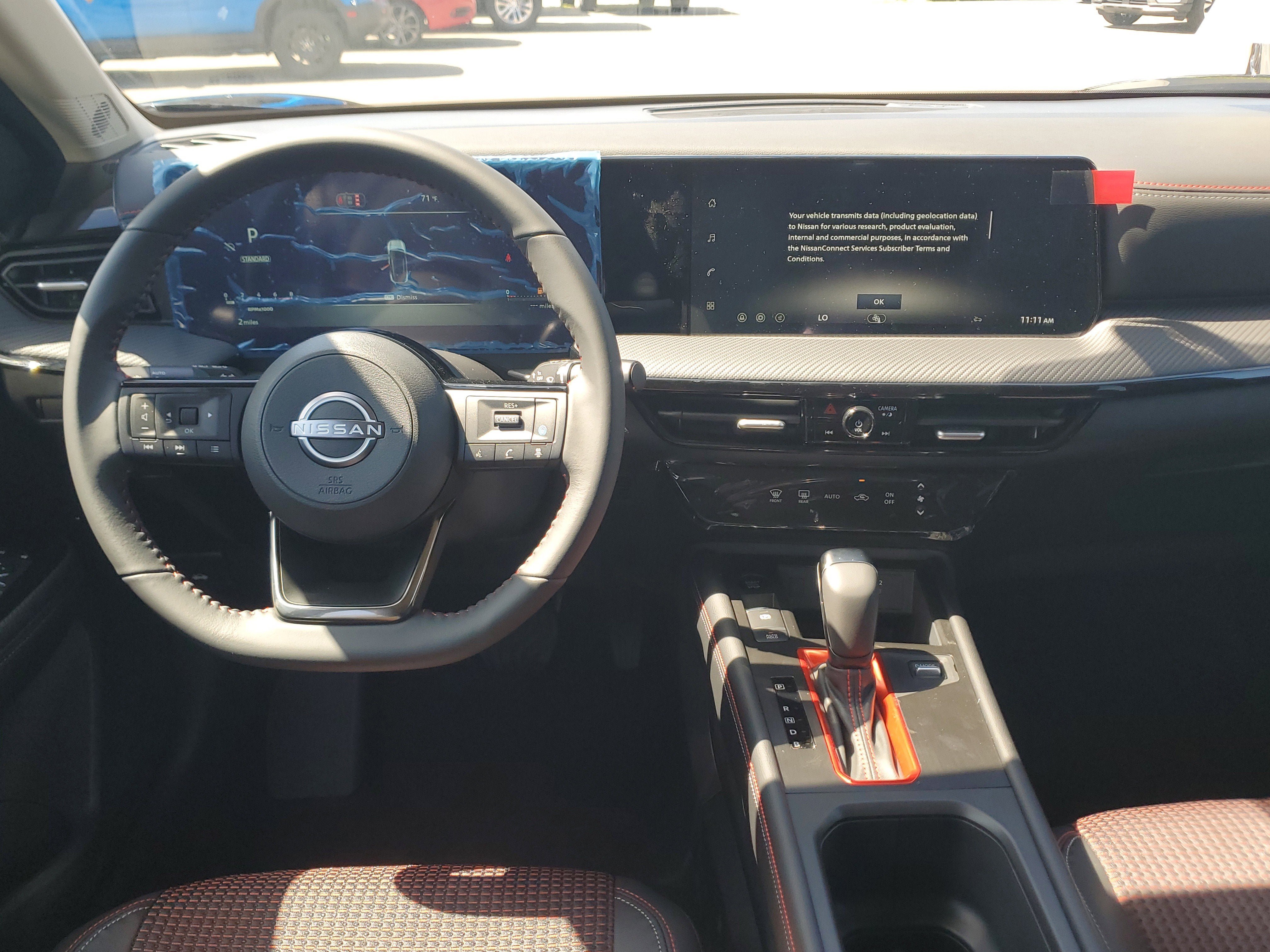 New 2026 Nissan Kicks SR FWD image 14