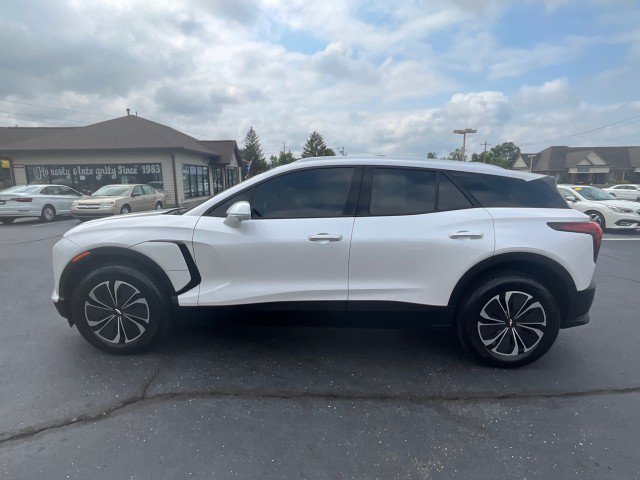 Used 2024 Chevrolet Blazer EV LT AWD/4WD image 4