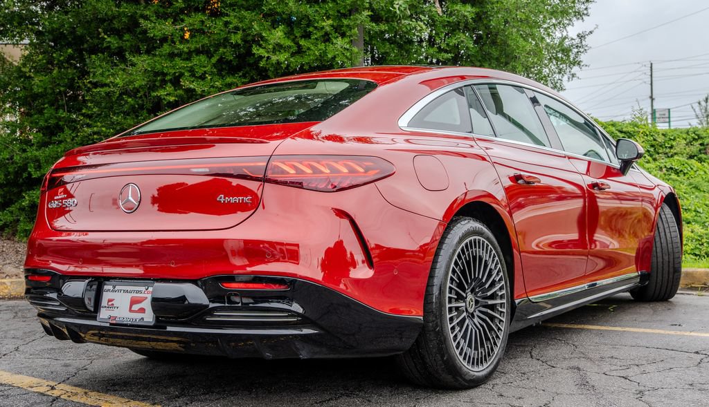 Used 2023 Mercedes-Benz EQS 580 4MATIC Sedan image 31