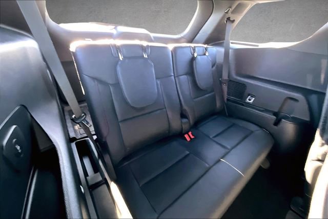 Used 2025 Ford Explorer ST-Line w/ Premium Package image 28