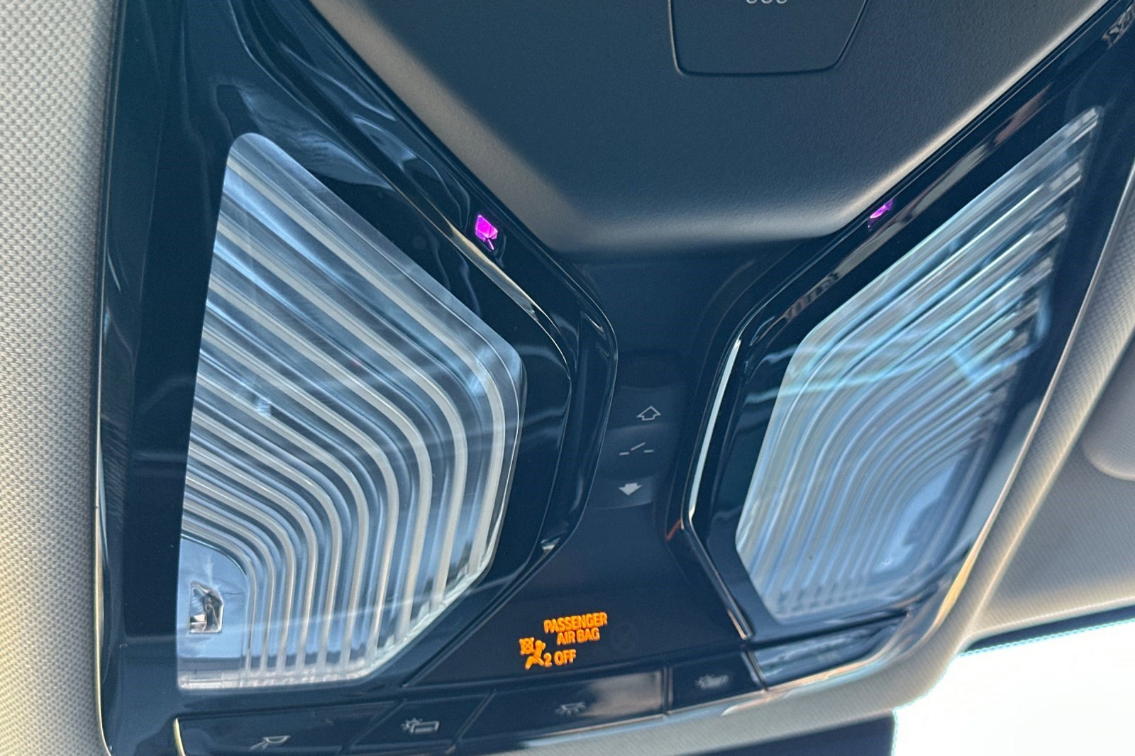 Used 2025 BMW X7 xDrive40i w/ Parking Assistance Package image 22