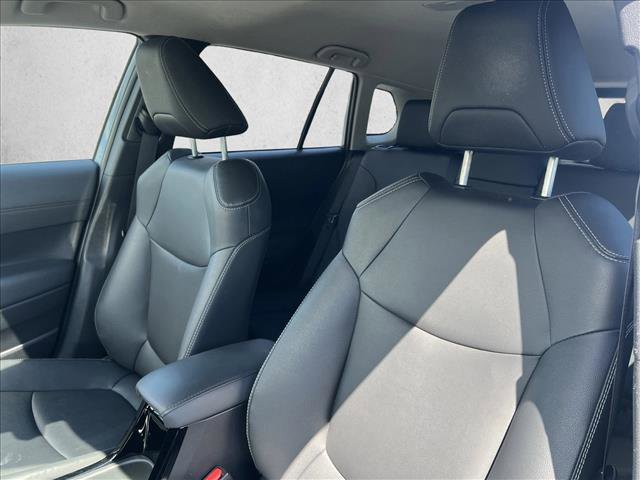 Certified 2025 Toyota Corolla Cross XLE image 15