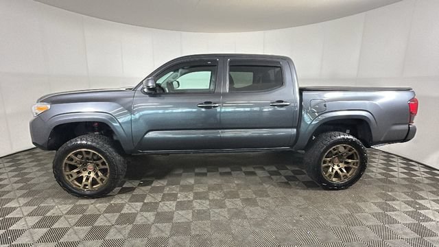 Used 2023 Toyota Tacoma SR AWD/4WD image 5