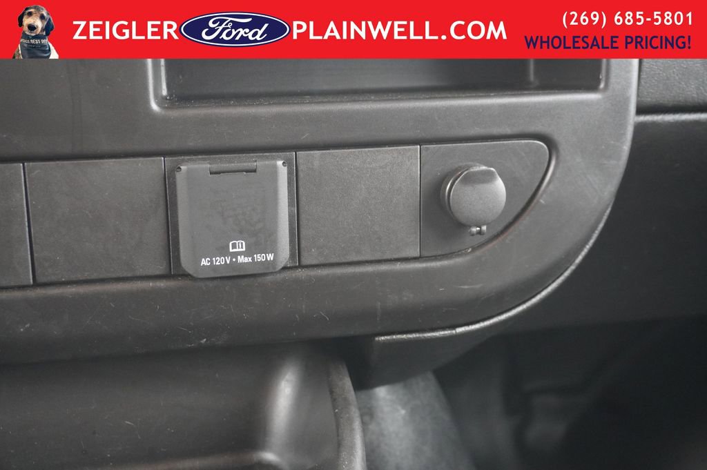 Used 2024 Chevrolet Express 2500 w/ Driver Convenience Package image 17