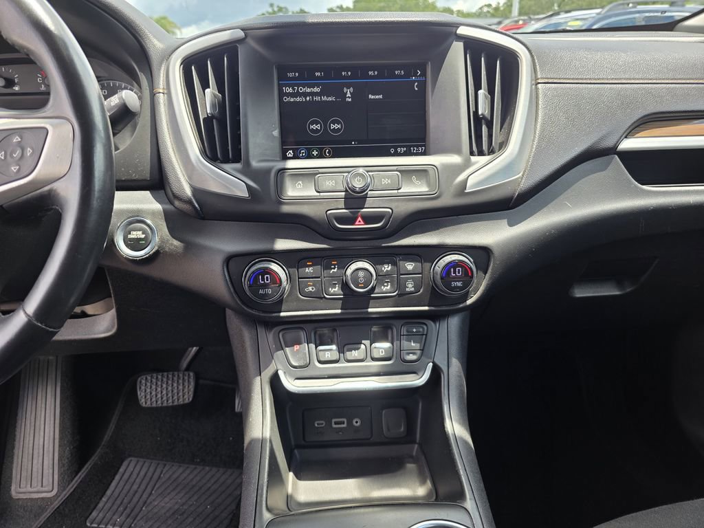 Used 2018 GMC Terrain SLE w/ Driver Convenience Package FWD image 19