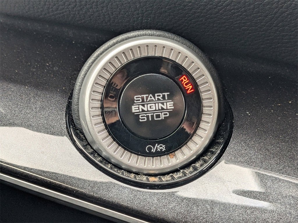 Used 2024 Jeep Wagoneer L 4WD image 27