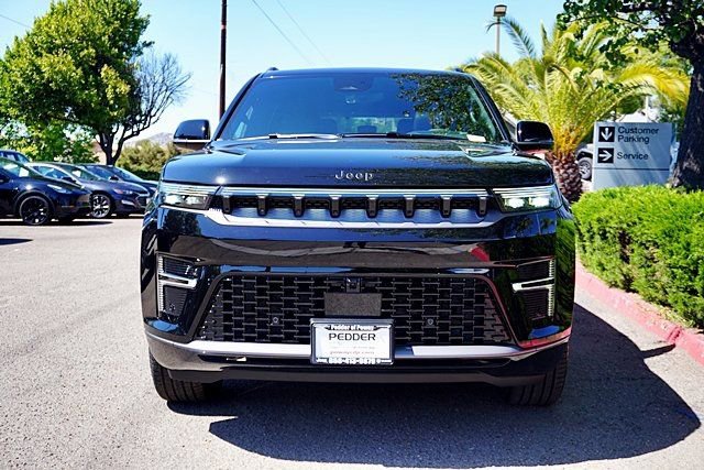 New 2026 Jeep Grand Wagoneer Limited AWD/4WD image 5