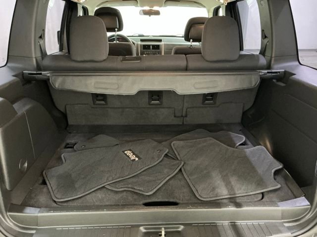 Used 2012 Jeep Liberty Sport AWD/4WD image 16