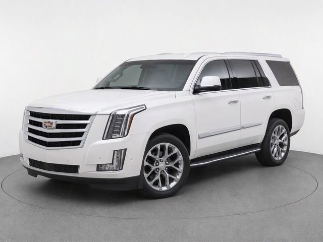 Used 2019 Cadillac Escalade Platinum AWD/4WD image 2