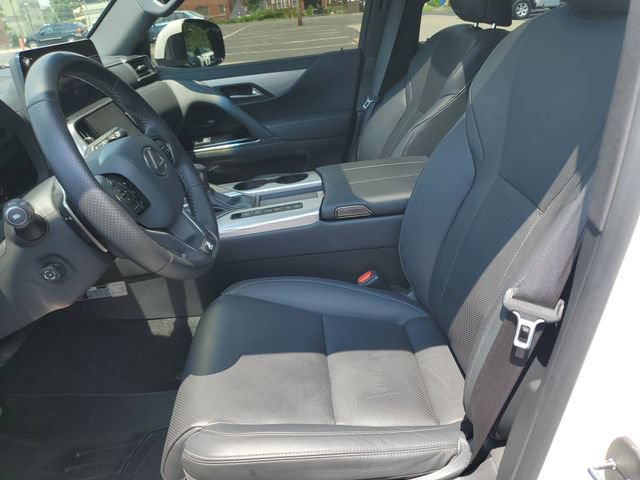 Used 2024 Lexus LX 600 F Sport AWD/4WD image 16