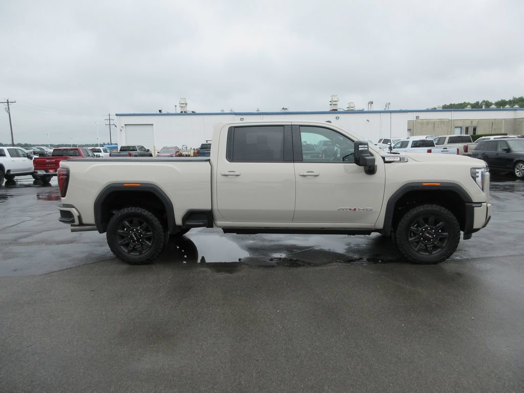 Certified 2026 GMC Sierra 2500 AT4 AWD/4WD image 4