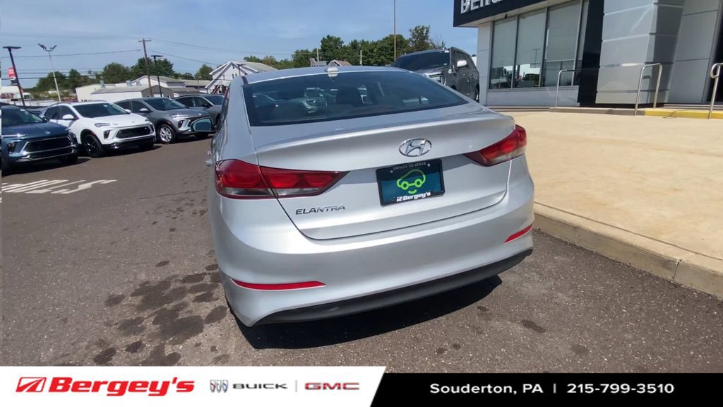 Used 2017 Hyundai Elantra Value Edition FWD image 9