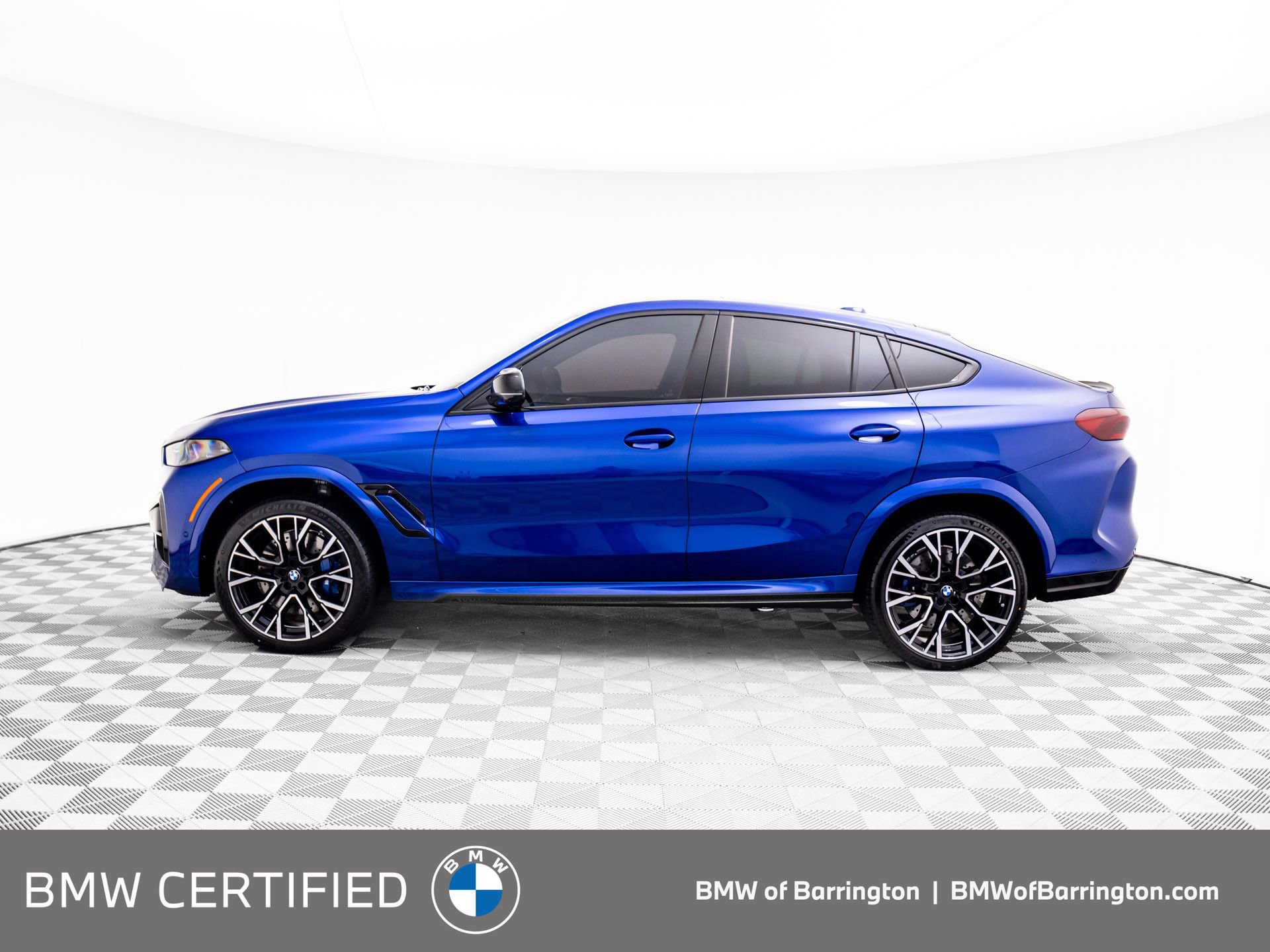 Certified 2025 BMW X6 M Competition w/ Executive Package image 2