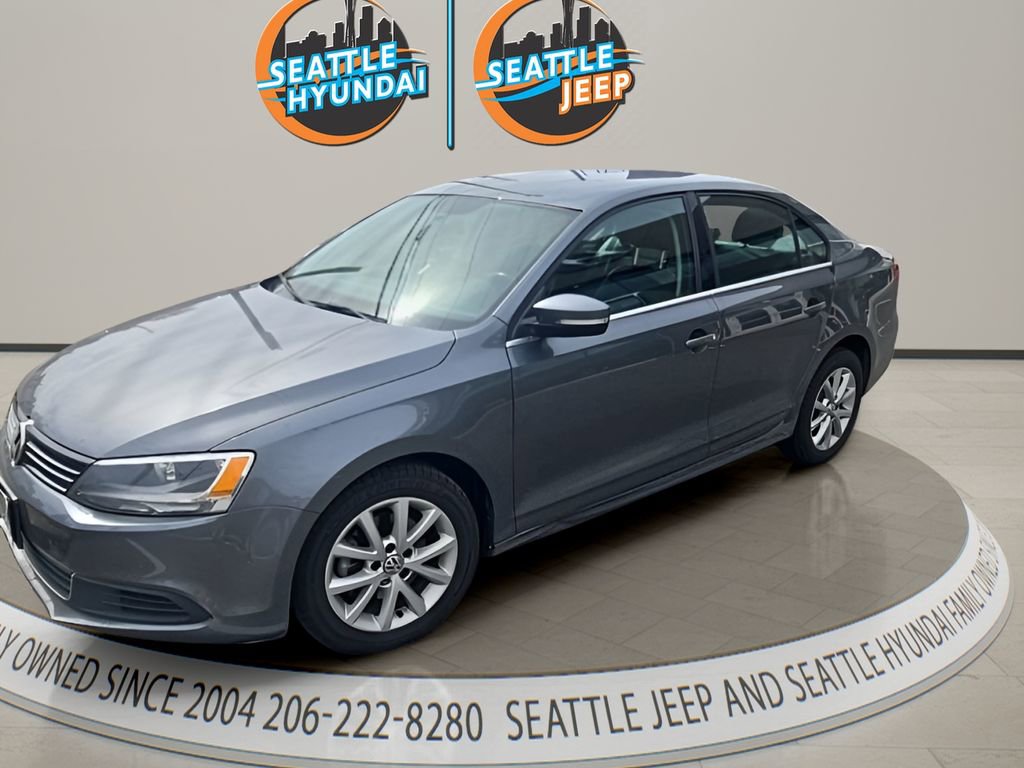 Used 2013 Volkswagen Jetta SE FWD image 1