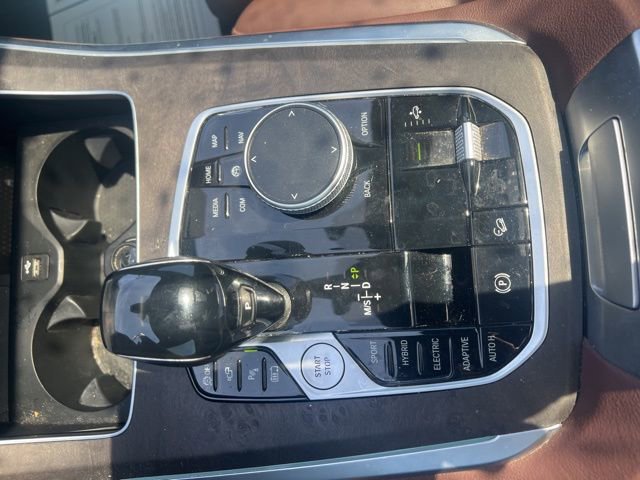 Used 2021 BMW X5 xDrive45e w/ Premium Package image 14