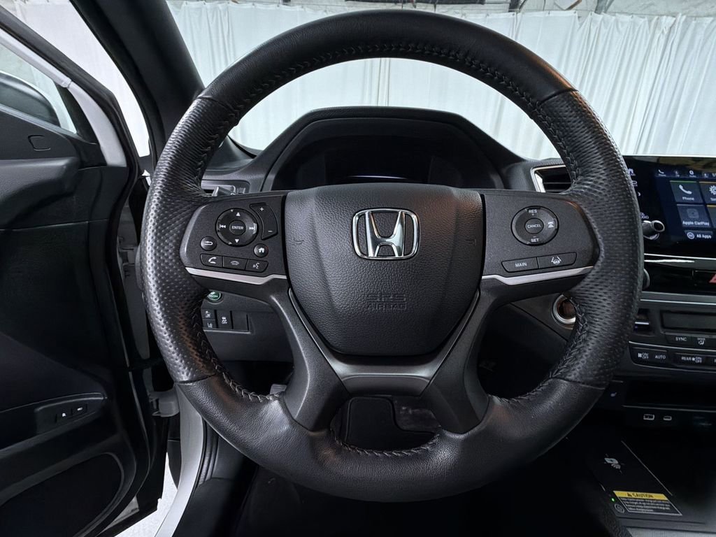 Used 2025 Honda Passport EX-L image 26