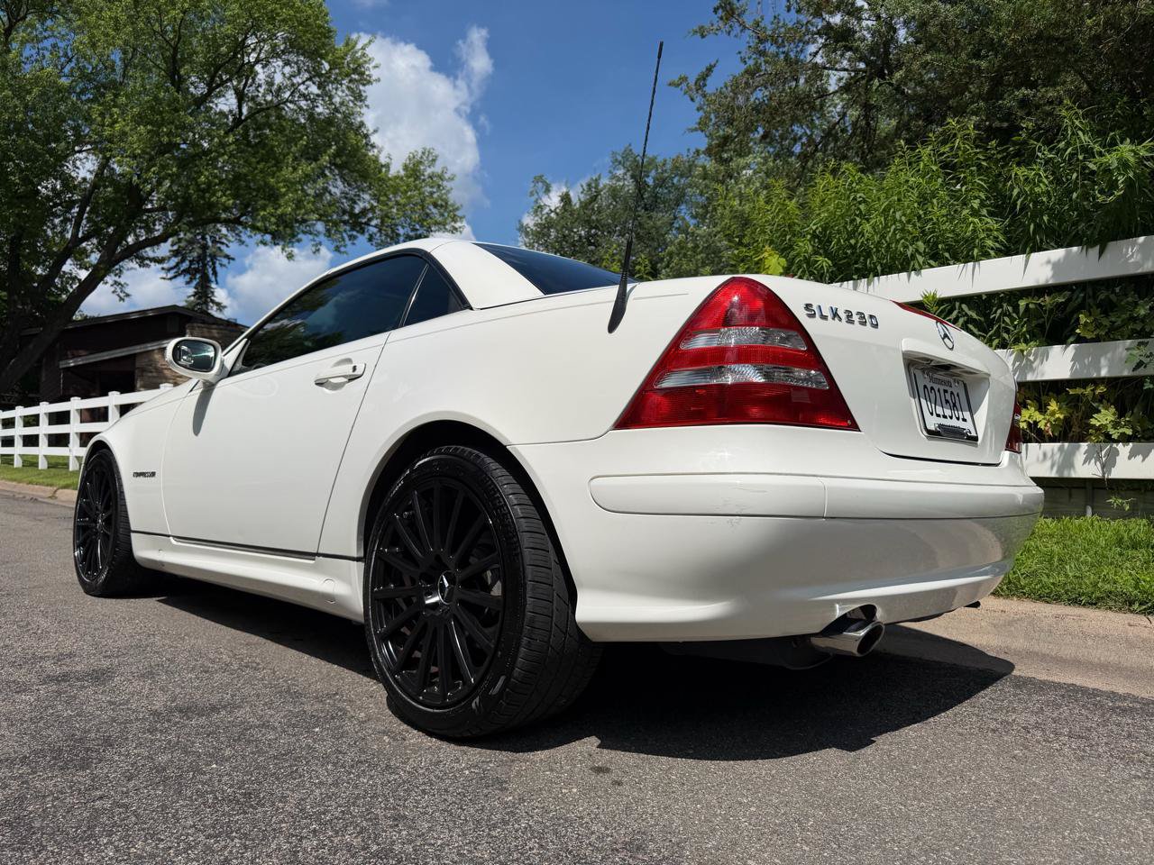 Used 2004 Mercedes-Benz SLK 230 image 9