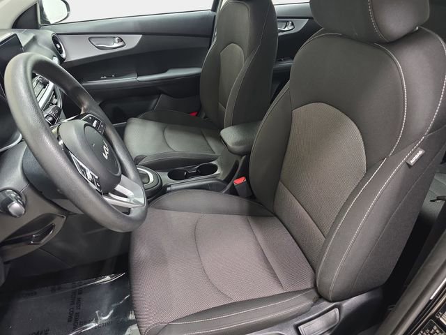 Used 2023 Kia Forte LXS image 13