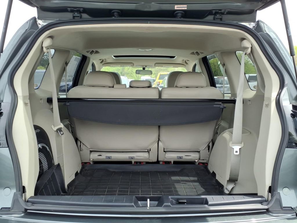 Used 2008 Mitsubishi Outlander XLS AWD/4WD image 16