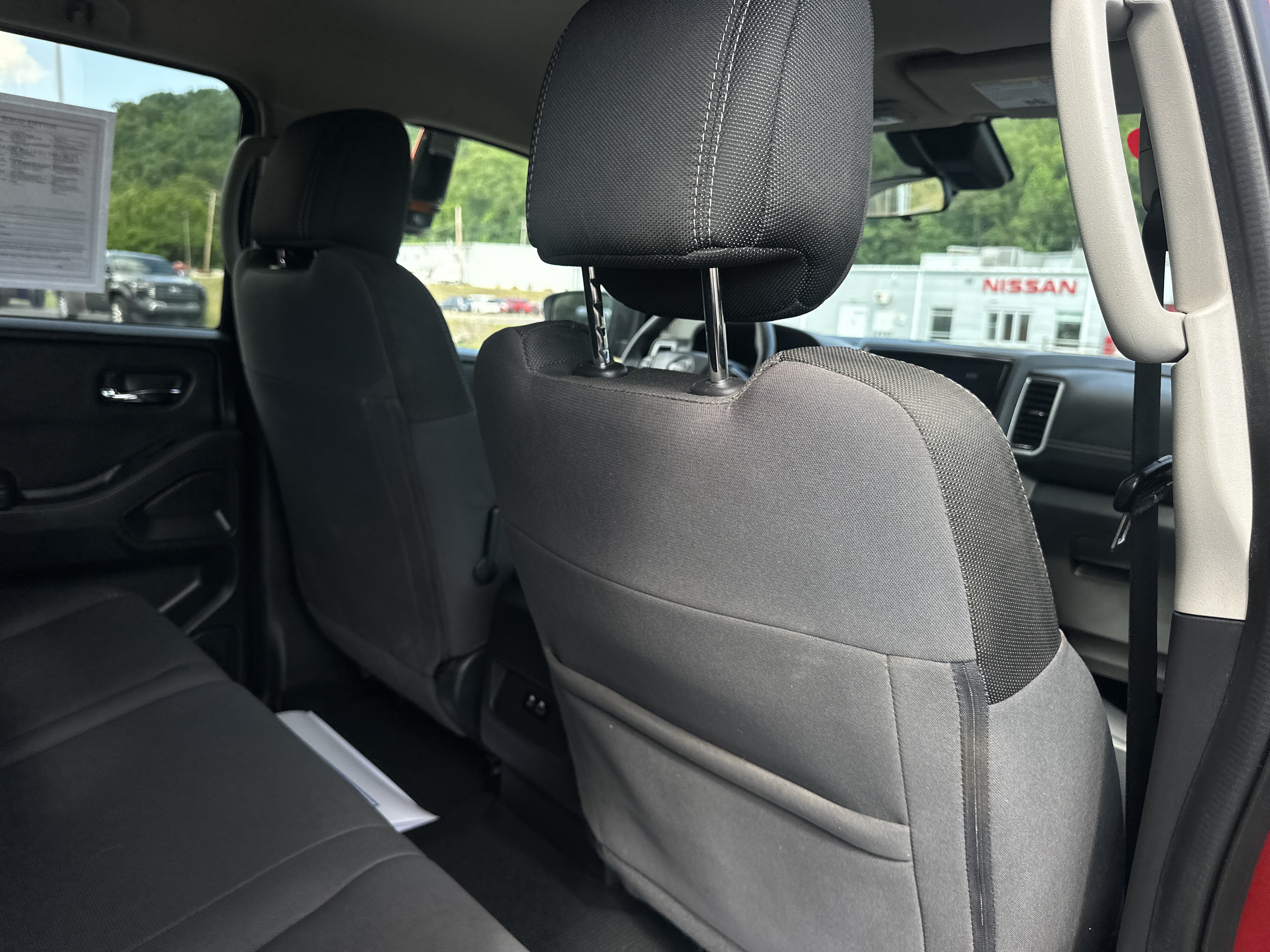 Used 2023 Nissan Frontier SV w/ Technology Package AWD/4WD image 26