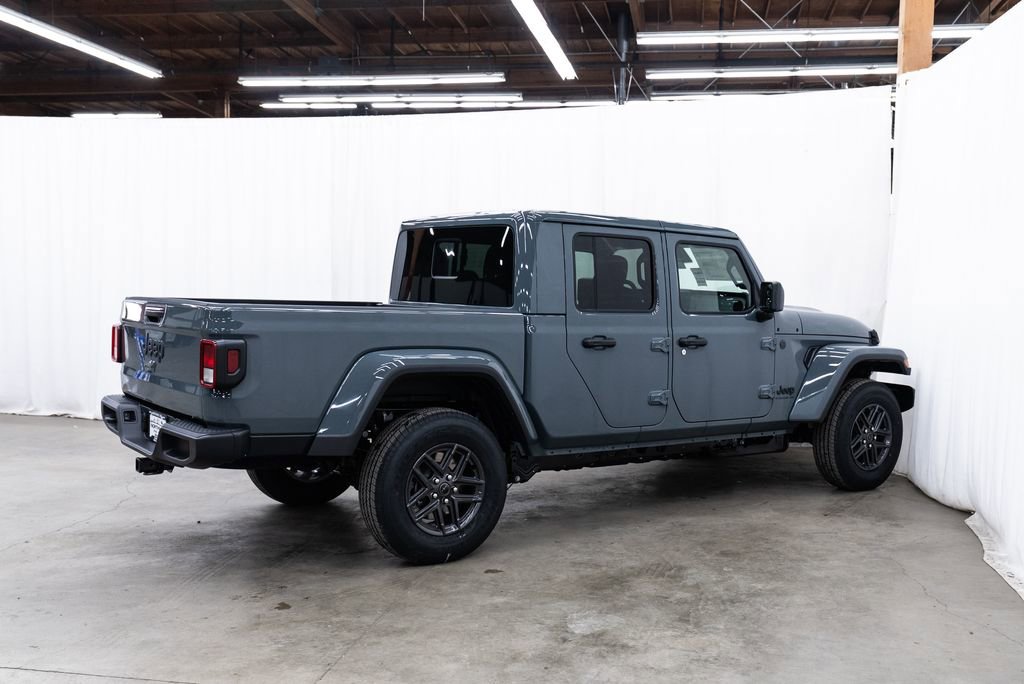 New 2026 Jeep Gladiator Sport AWD/4WD image 6