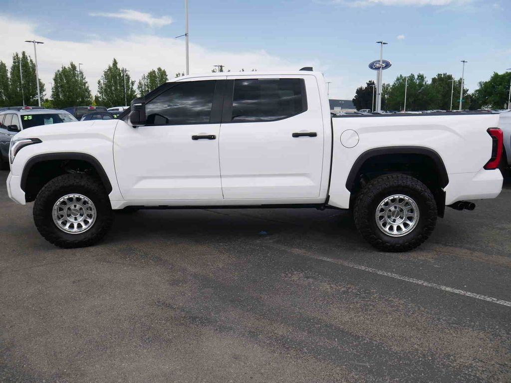 Used 2026 Toyota Tundra SR5 AWD/4WD image 22