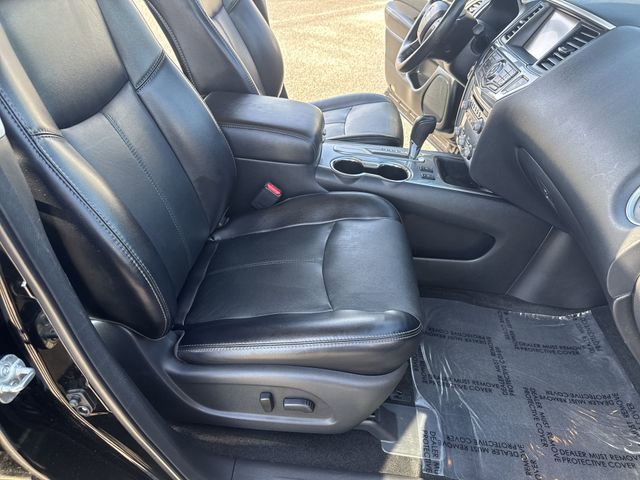 Used 2020 Nissan Pathfinder SL image 10