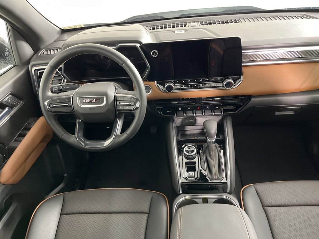 Certified 2026 GMC Canyon AT4 w/ Technology Plus Package AWD/4WD image 5