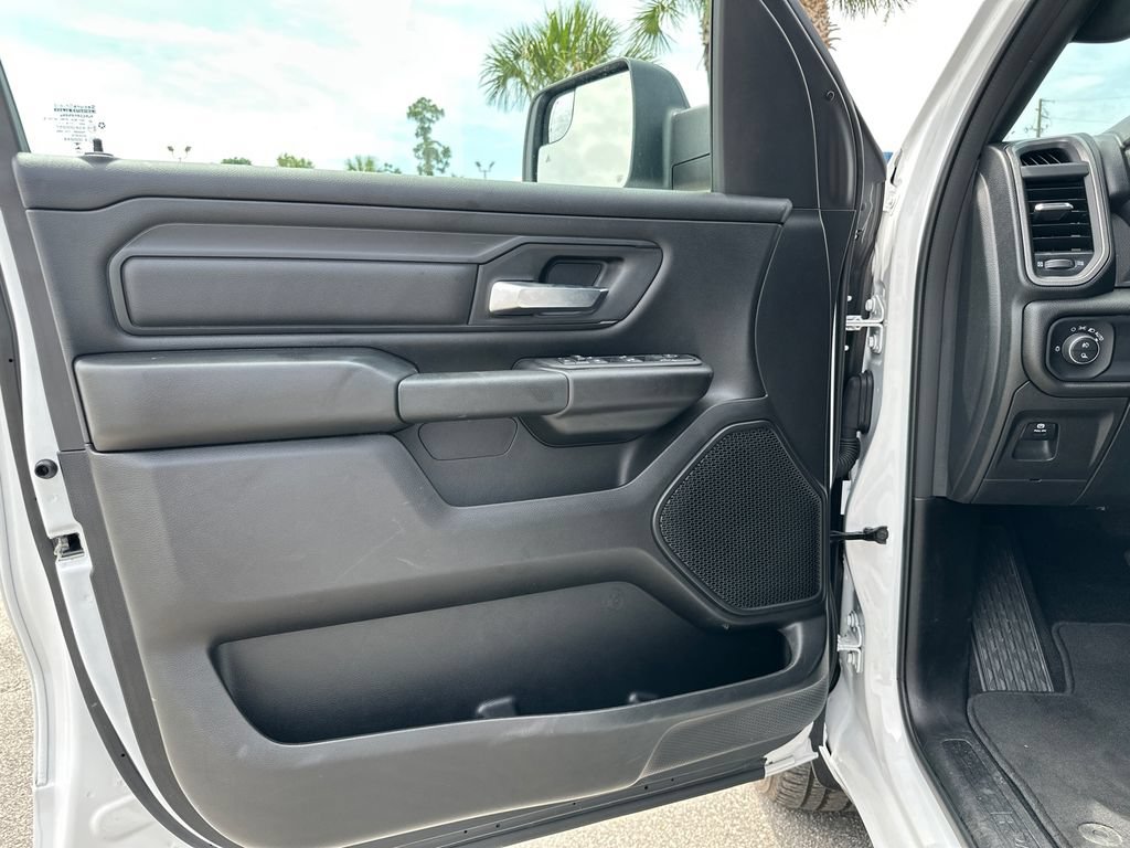 Used 2025 RAM 1500 Tradesman AWD/4WD image 11