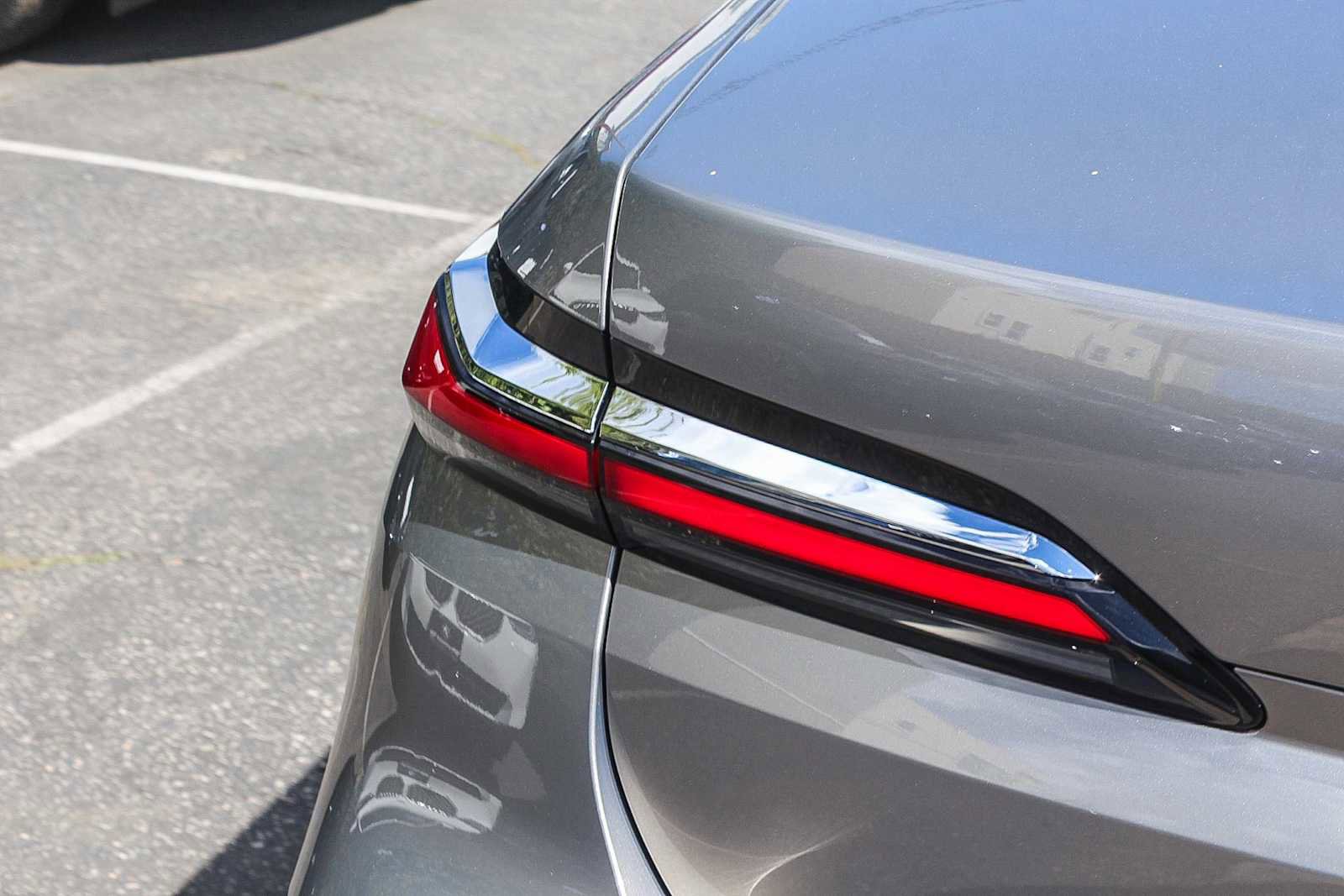 New 2026 BMW 740i RWD image 7