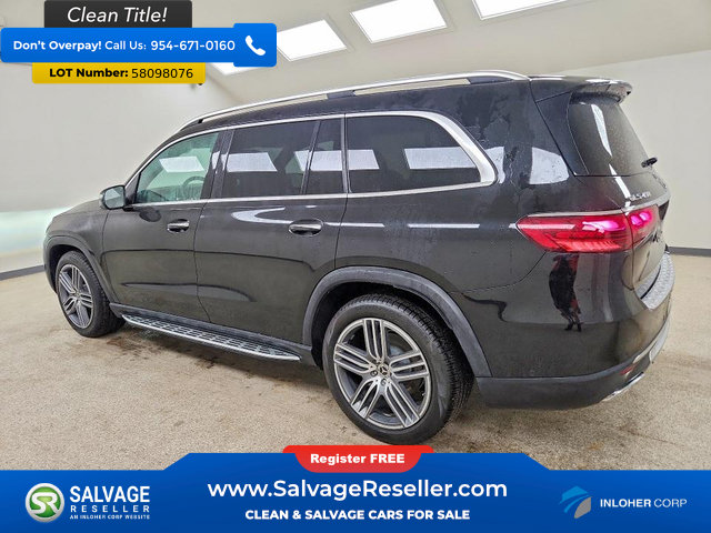 Used 2024 Mercedes-Benz GLS 450 4MATIC image 3