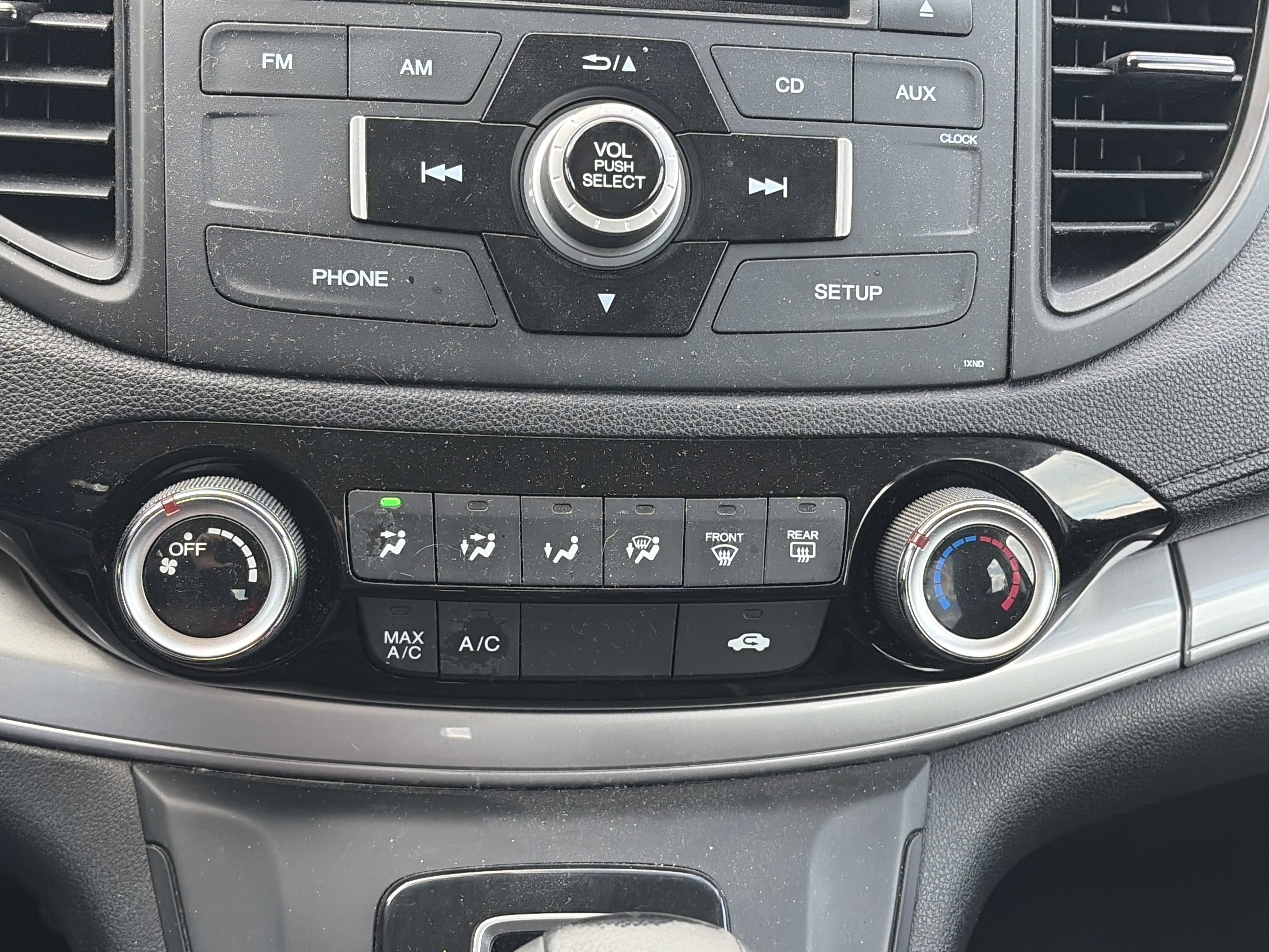 Used 2015 Honda CR-V LX image 3