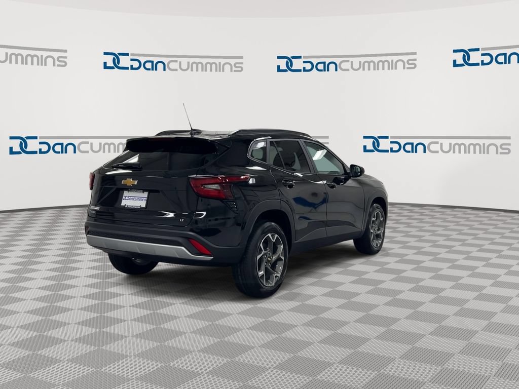 New 2026 Chevrolet Trax LT w/ LT Convenience Package FWD image 8